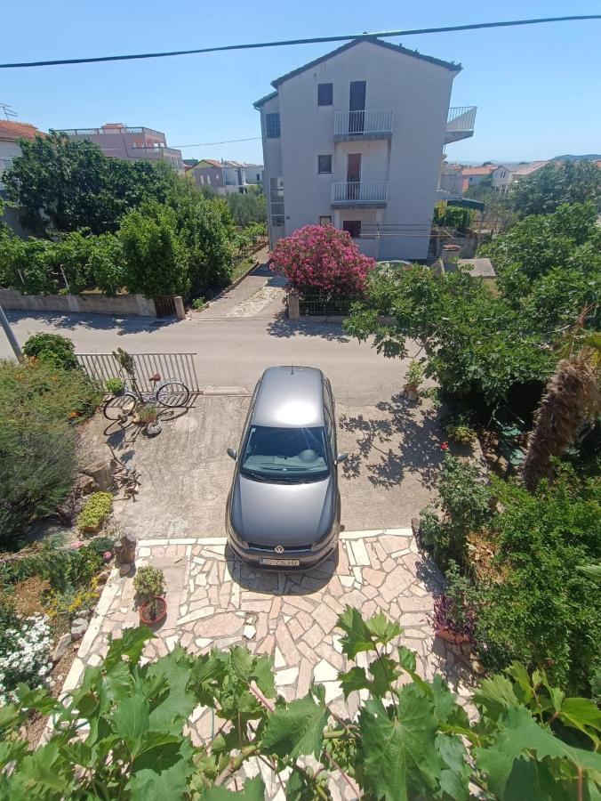 Tribunj Apartmani Exterior photo